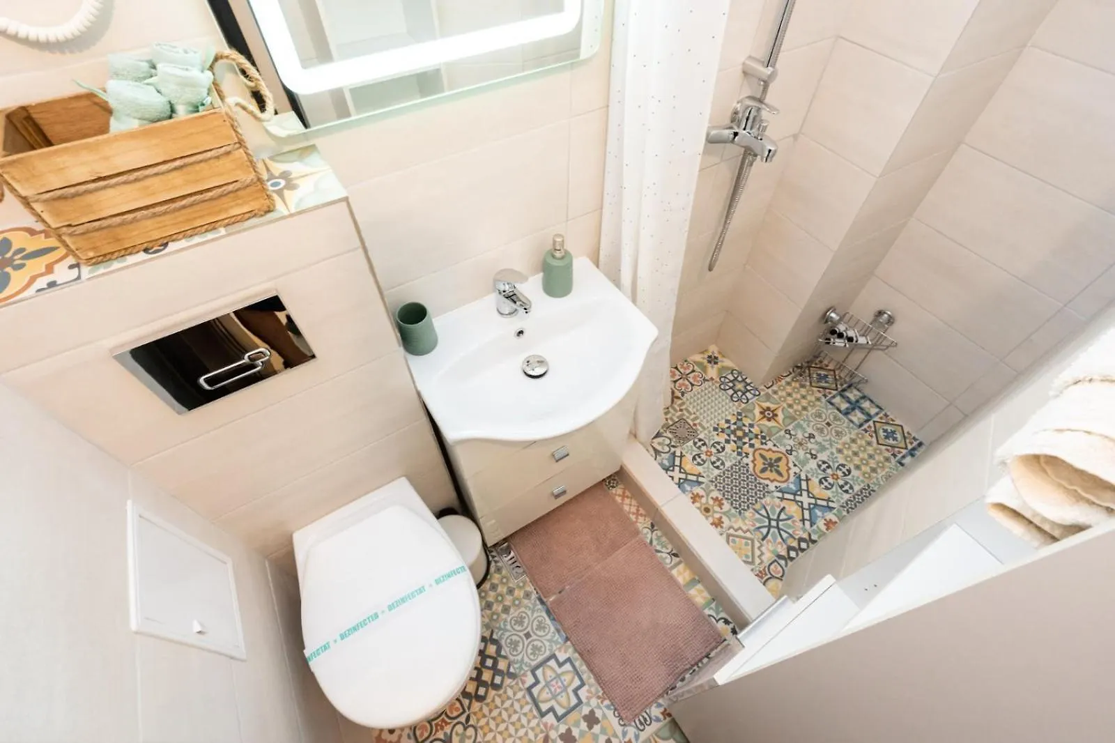 Bright And Cozy Apartment In The Bucharest Center 0*,